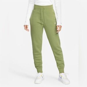 Nike Joggers Standard Fit High Rise Alligator Green medium NWT